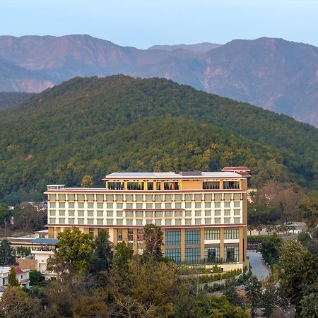 Taj Mussoorie Foothills, Dehradun Hotel Kültér fotó