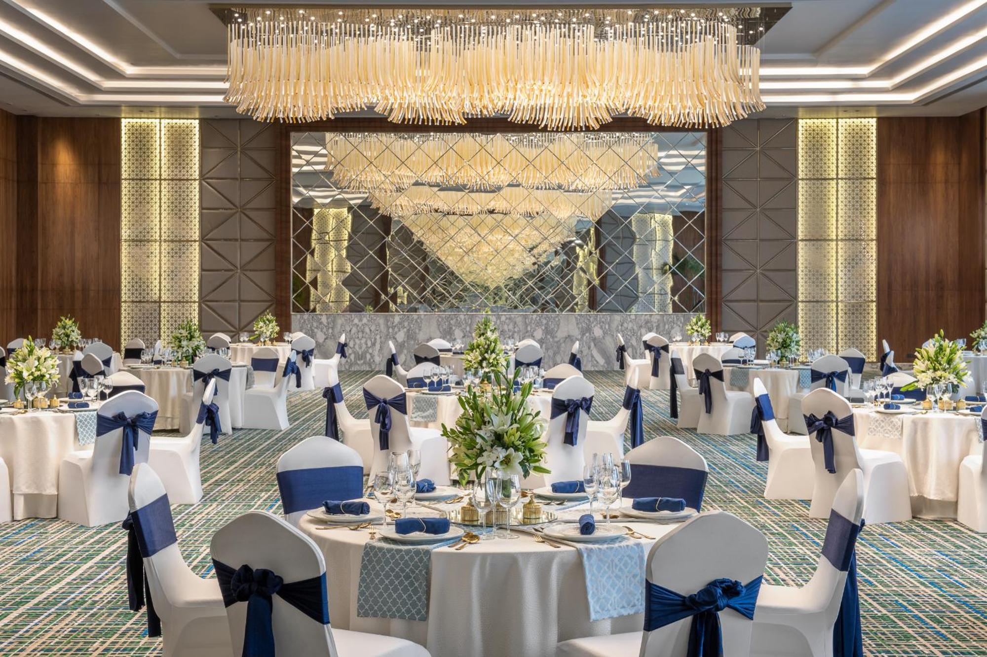 Taj Mussoorie Foothills, Dehradun Hotel Kültér fotó