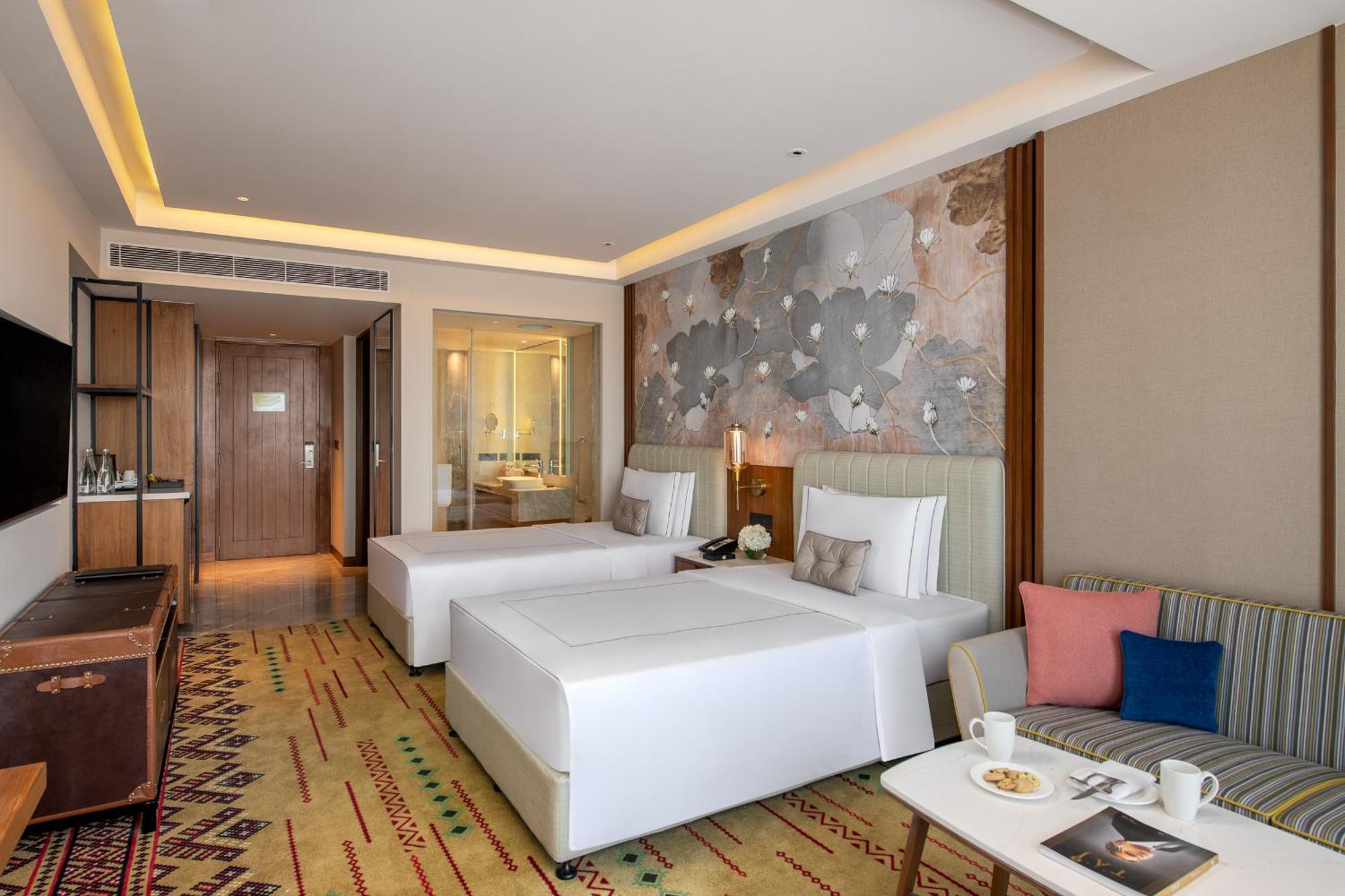 Taj Mussoorie Foothills, Dehradun Hotel Kültér fotó