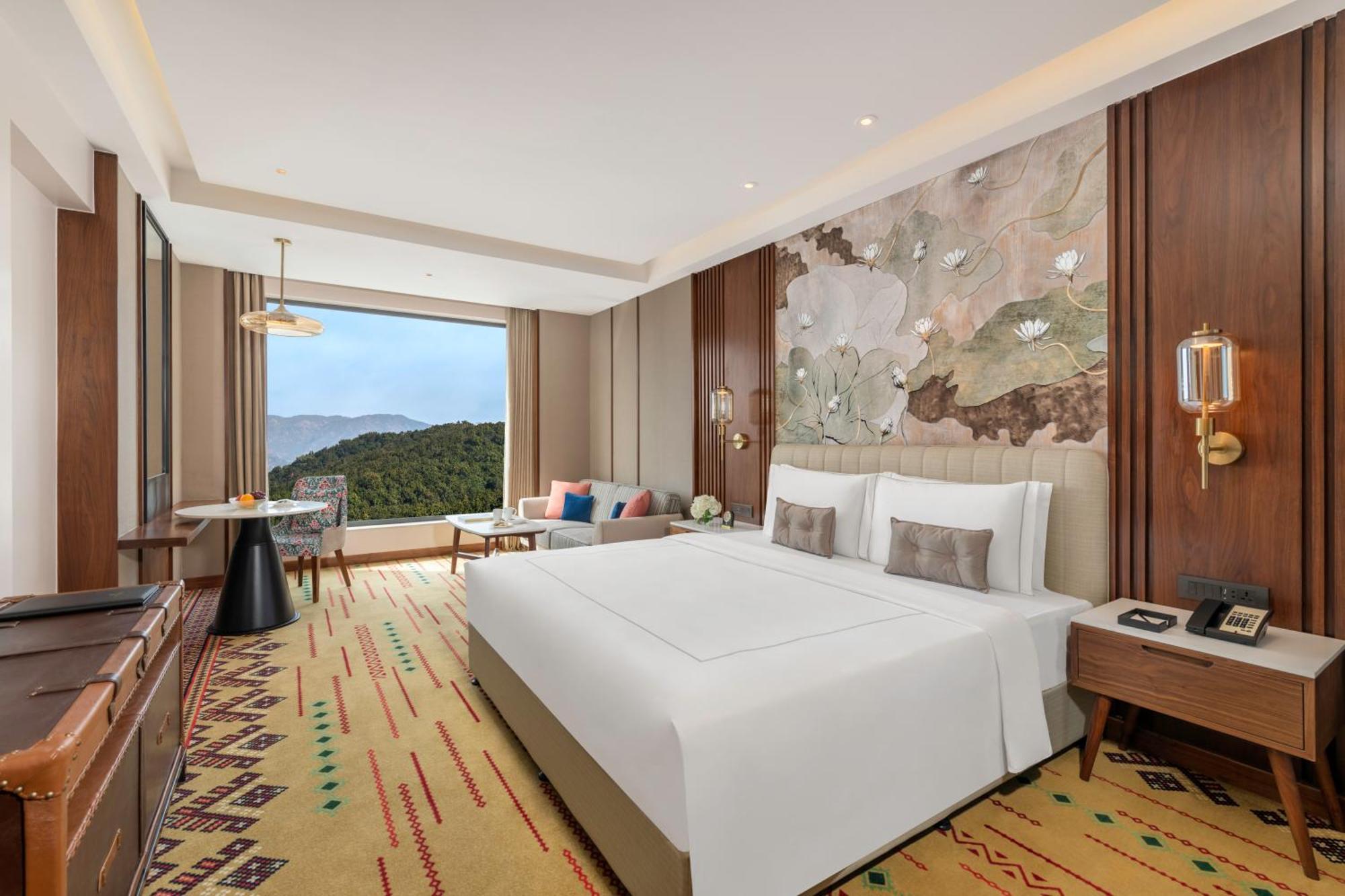 Taj Mussoorie Foothills, Dehradun Hotel Kültér fotó